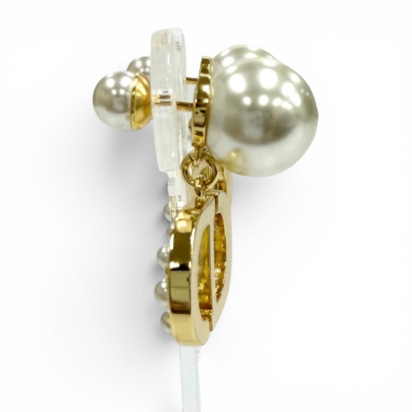 未使用品☆DIOR ディオール Dior Tribales ピアス CD クリスタルロゴ