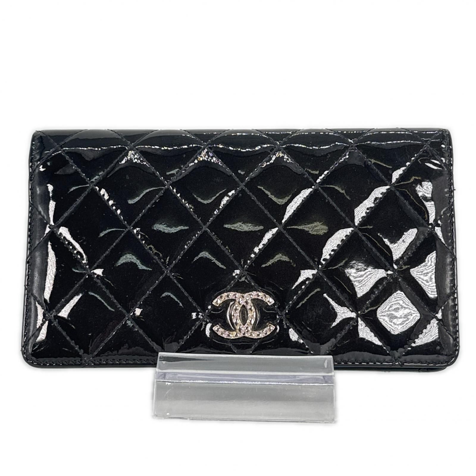 CHANEL シャネル A68901 財布 マトラッセ エナメル ストラスCC 18591262 ブラック パテントレザー Gカード レザー
