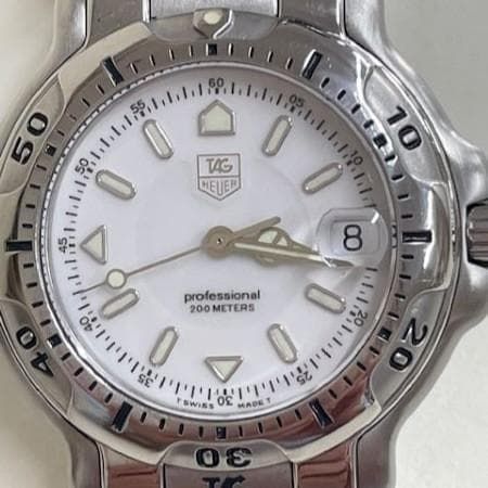 タグ・ホイヤー プロフェッショナル 200 WH1211 電池式 TAG HEUER 分解