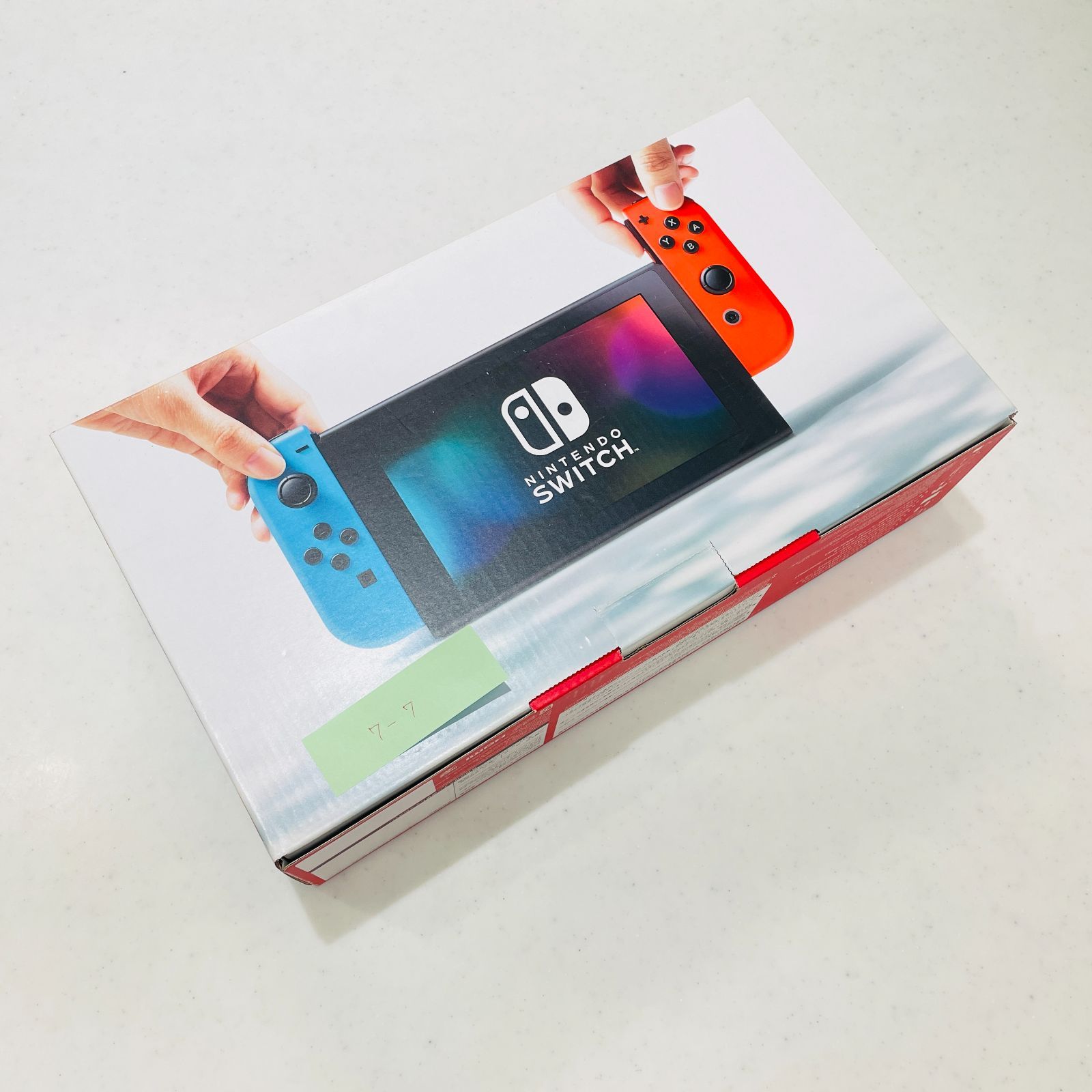 Nintendo Switch HAC-001 初期型 液晶美品 動作良好 人気 Nintendo Switch V1 初期型 従来型 液晶美品 内箱あり 外箱付き