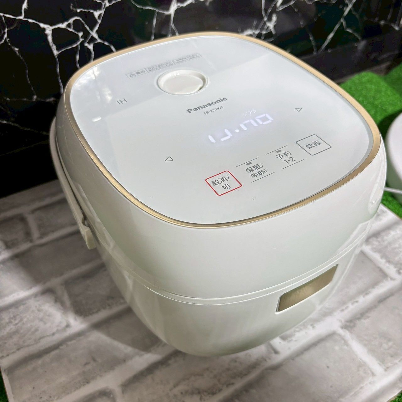 Panasonic パナソニック 2023年製 3.5合 炊飯器 IH炊飯器 白 ホワイト