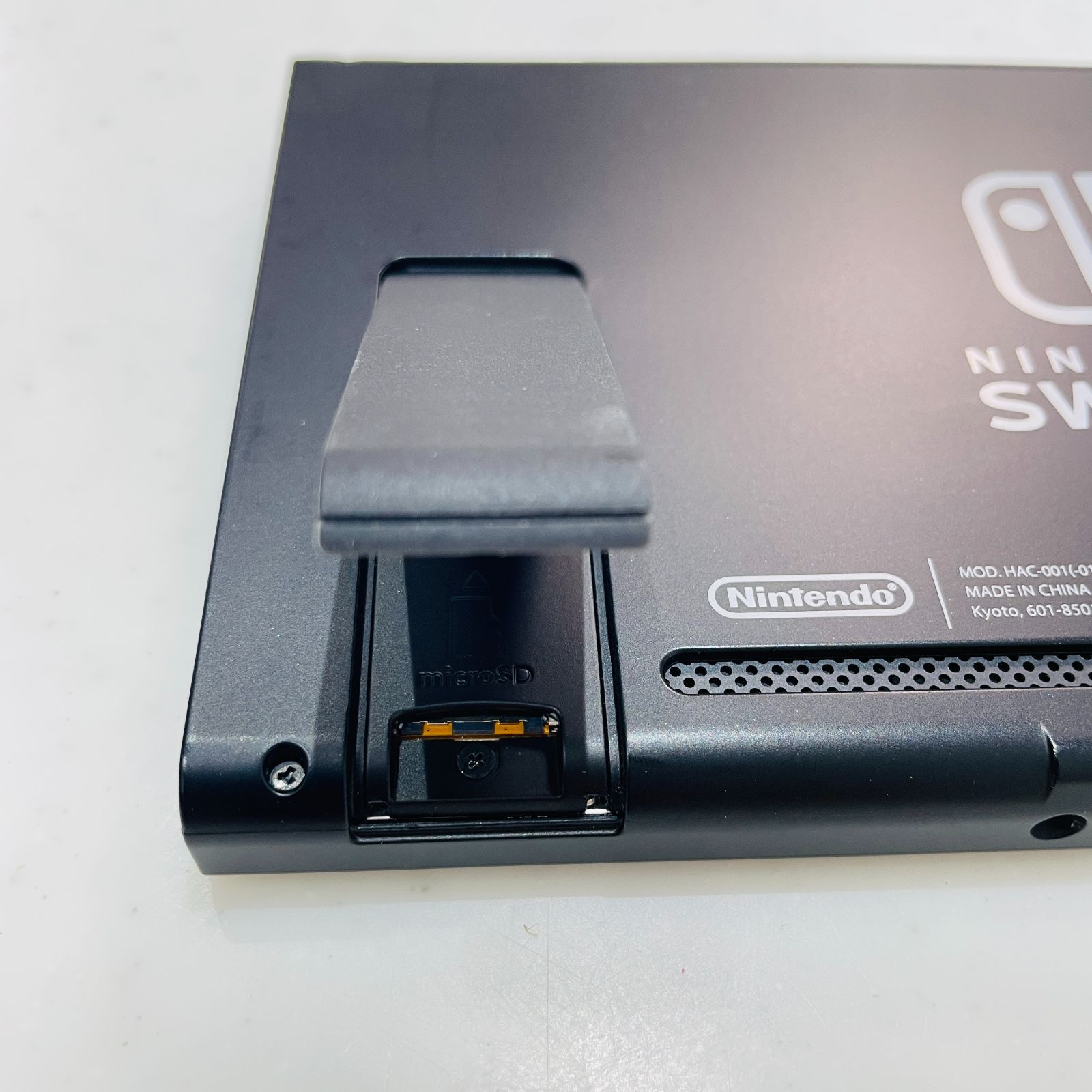 Nintendo Switch V2 バッテリー強化版 2019年製 新型通常モデル 液晶美