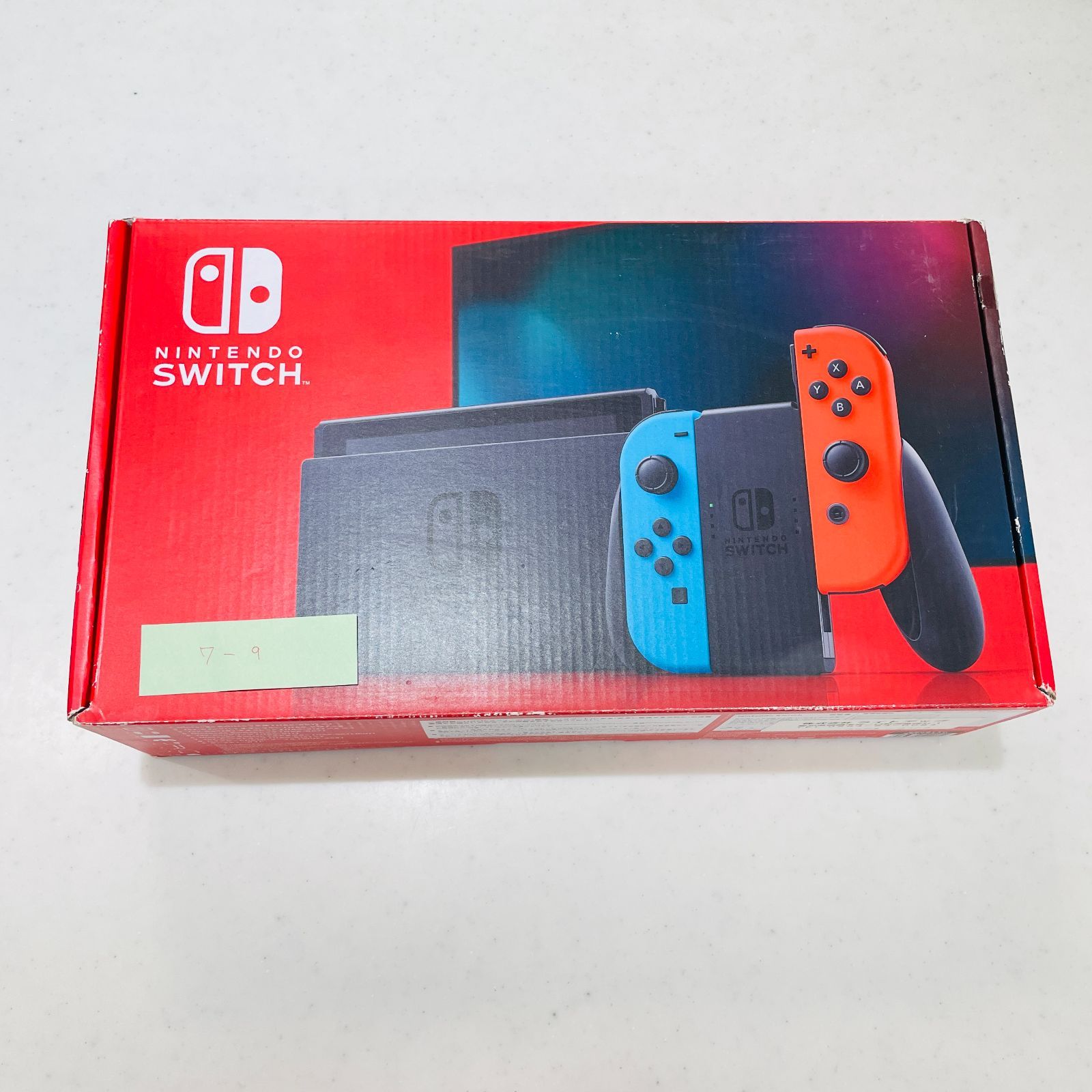Nintendo Switch V2 バッテリー強化版 2019年製 新型通常モデル 液晶美