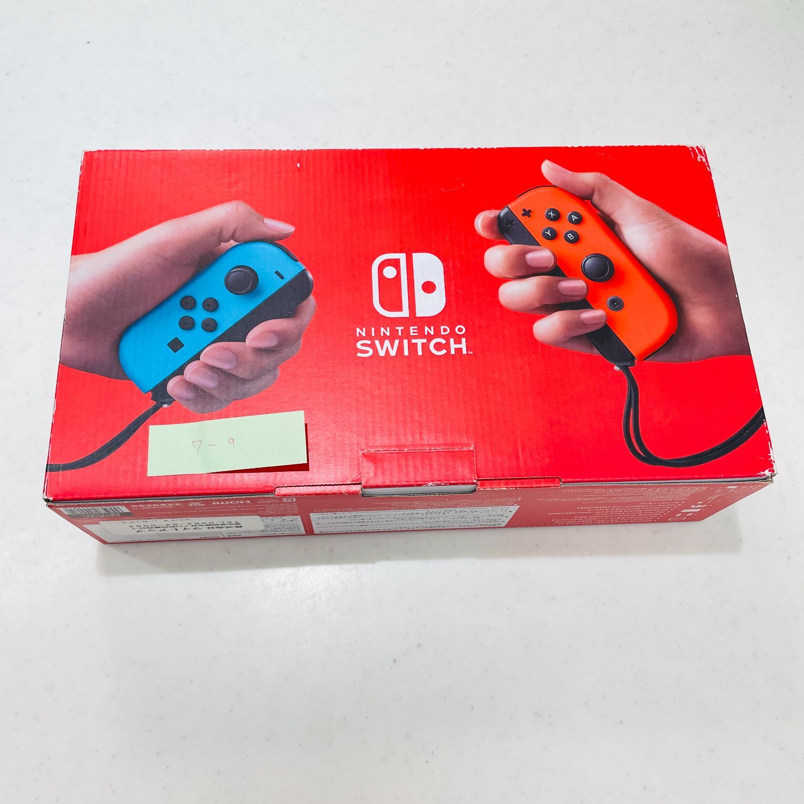 Nintendo Switch V2 バッテリー強化版 2019年製 新型通常モデル 液晶美