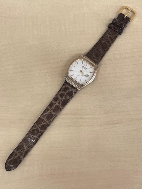 稼働品 RADO クォーツ メンズ 腕時計 ワニ革バンド 電池交換済 中古品