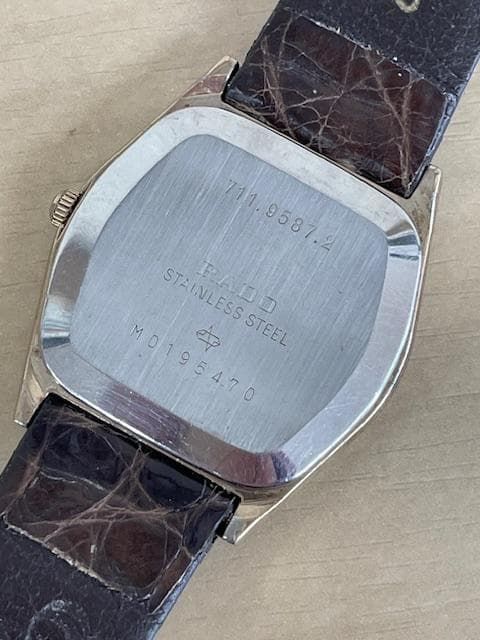 稼働品 RADO クォーツ メンズ 腕時計 ワニ革バンド 電池交換済 中古品