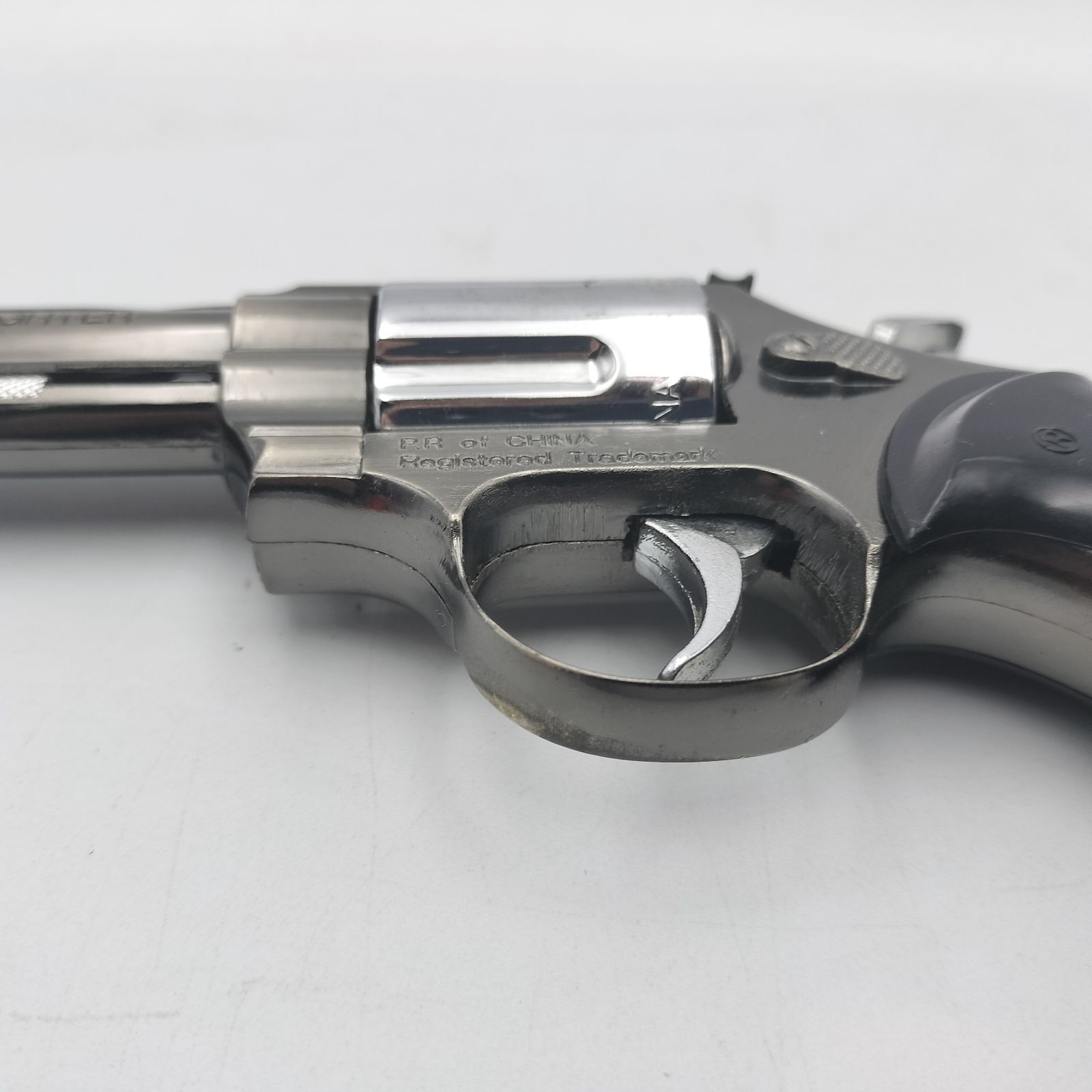 リボルバー型ガスライター SWORDFISH LIGHTER 拳銃型 ピストル - メルカリ