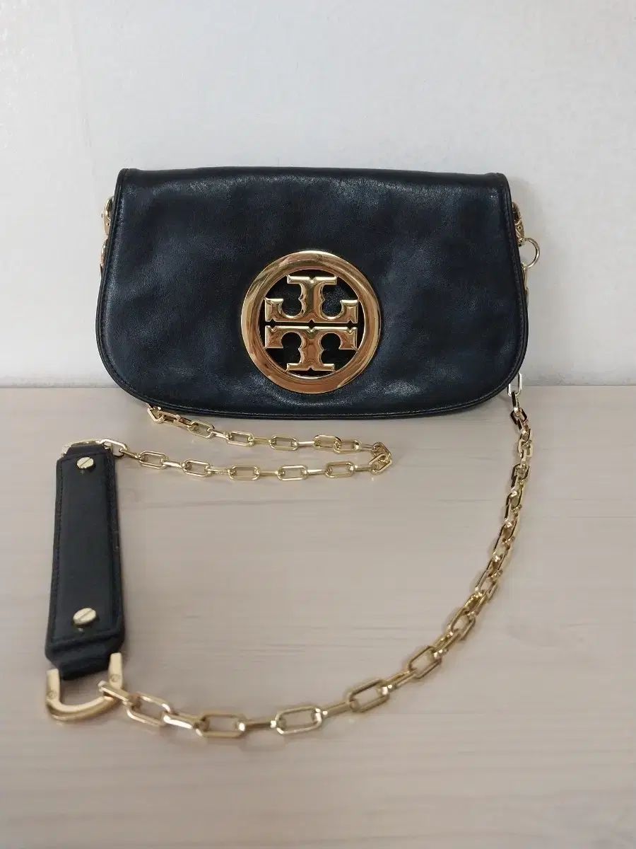 トリーバーチ(TORY BURCH) ブラック GOLD チェーン ショルダーバッグ 8,543円