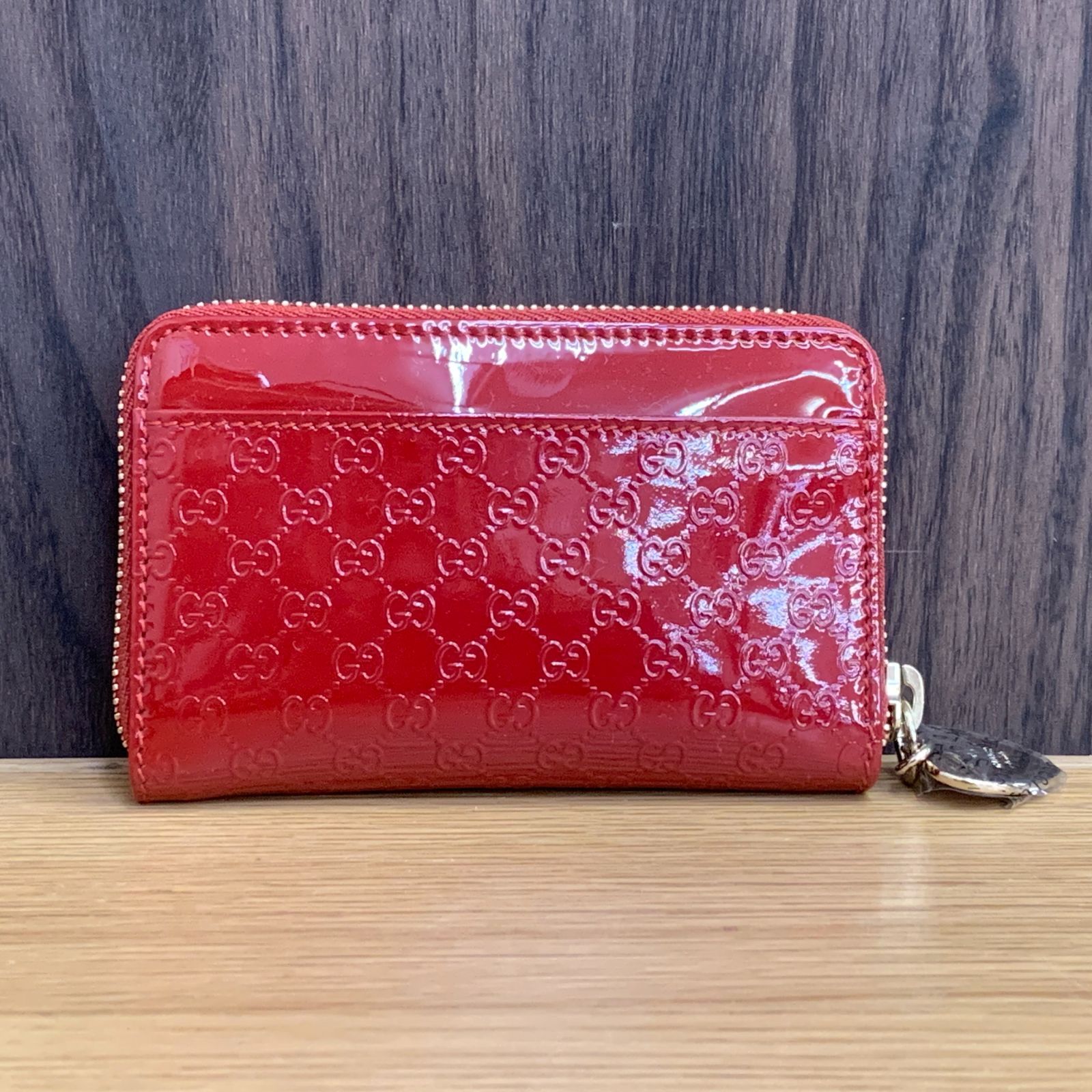 【極美品】グッチ マイクログッチシマ コインケース キーケース パテントレザー レッド ハートチャーム 箱付き GUCCI