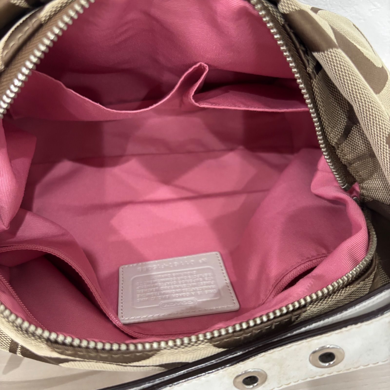 r)COACH コーチ ワンショルダーバッグ ダッフルバッグ F15068