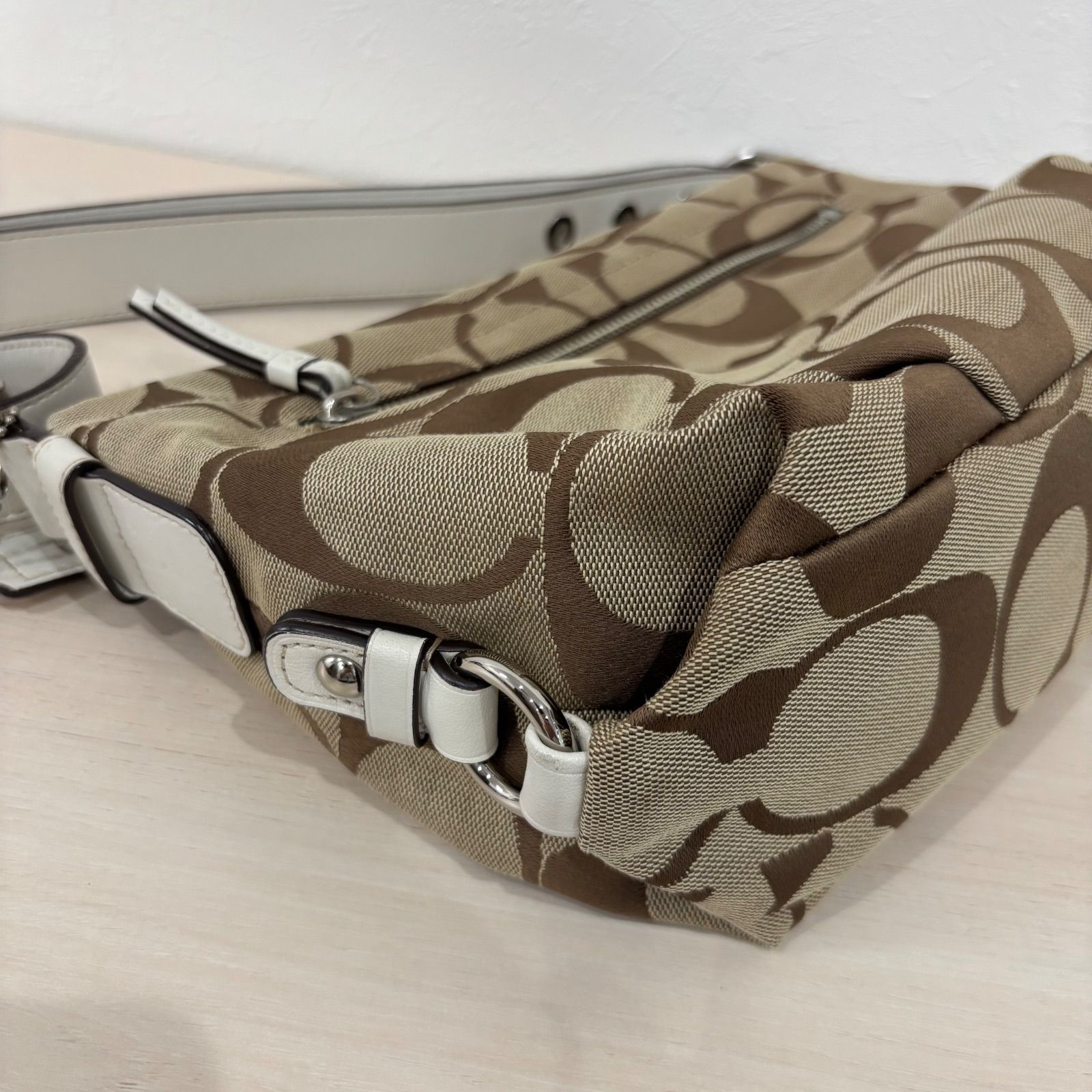r)COACH コーチ ワンショルダーバッグ ダッフルバッグ F15068
