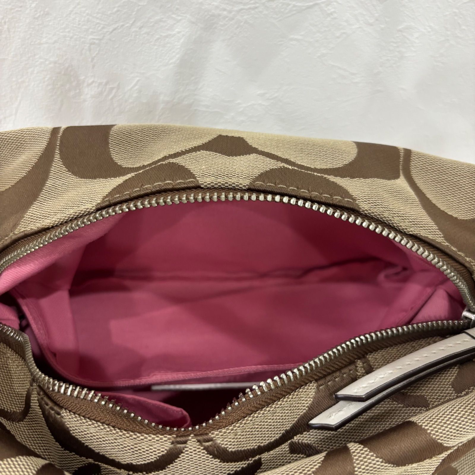r)COACH コーチ ワンショルダーバッグ ダッフルバッグ F15068