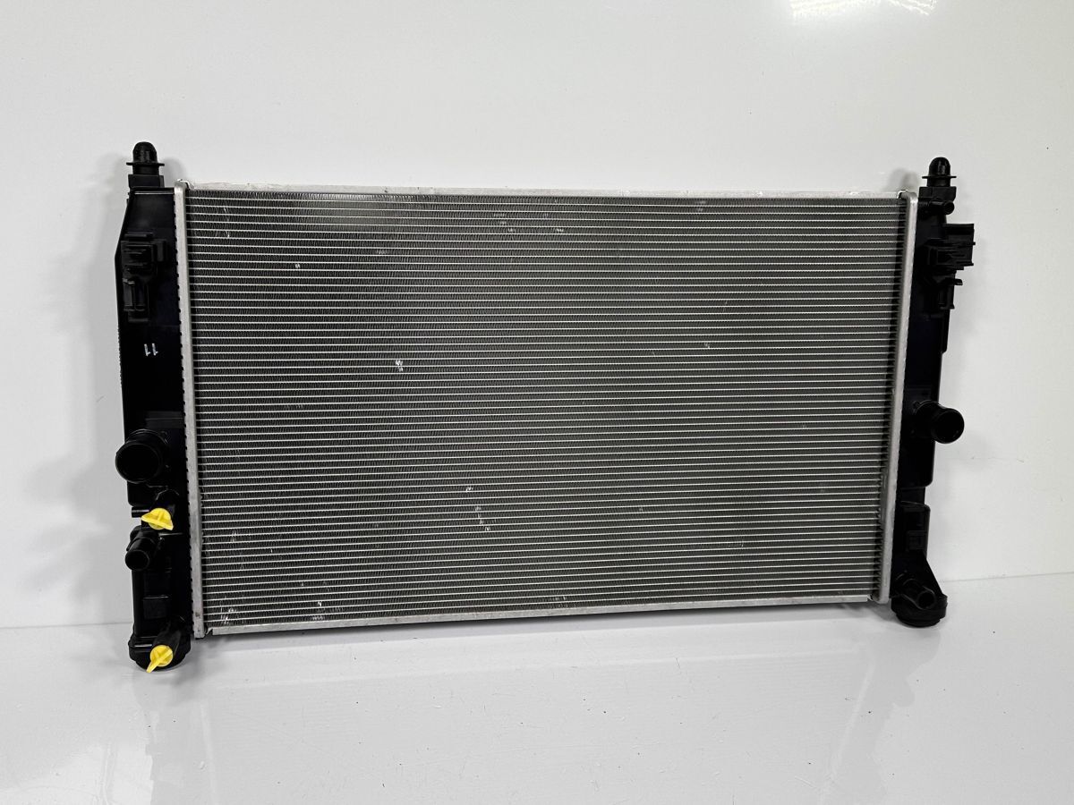 良品/変形漏れなし アクア MXPK10 MXPK11 ヤリスクロス MXPJ10 MXPJ15 ヤリス MXPH10 純正 ラジエーター 16400-15630 422136-7682 管35794 20,160円