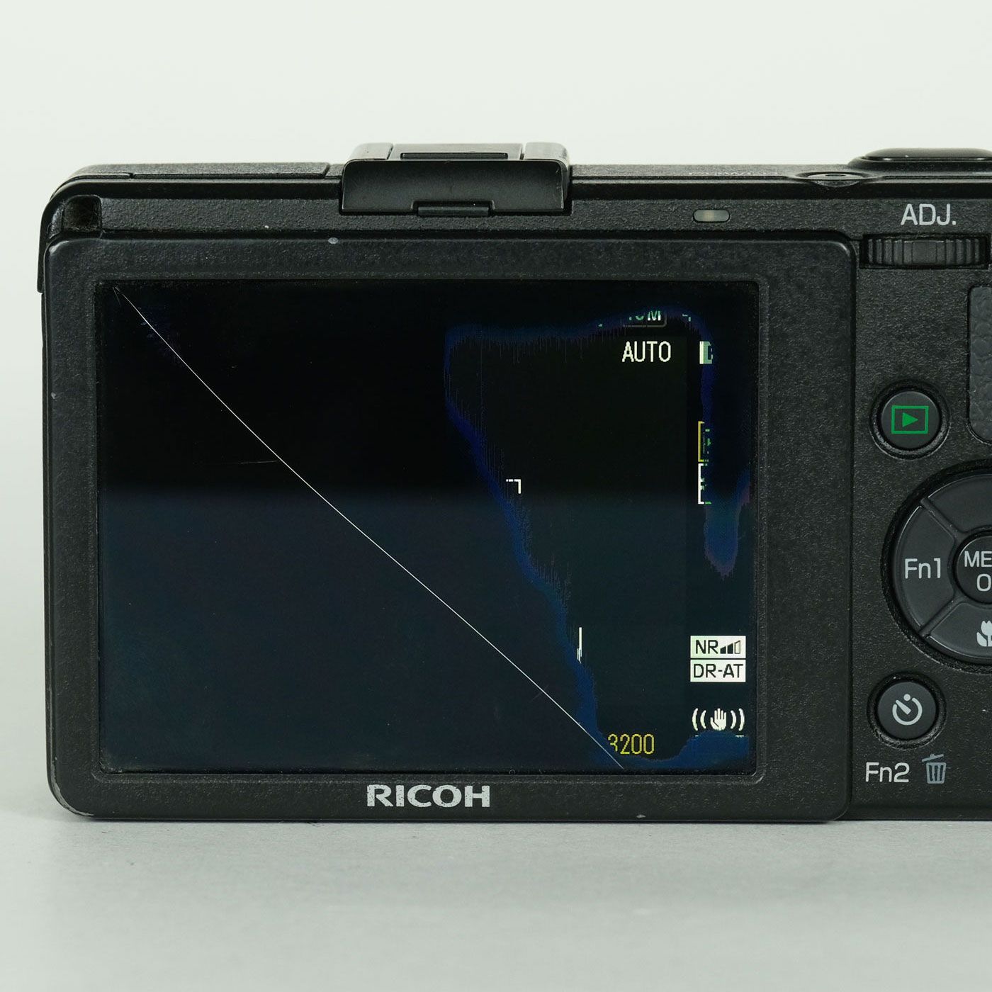 リコー　RICOH GR DIGITAL IV 動作確認済み（難あり品） 難あり品] RICOH GR DIGITAL IV | コンパクトデジタルカメラ - メルカリ