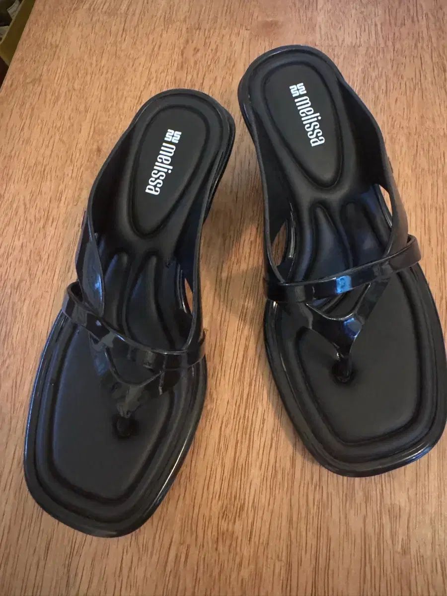 Melissa ブラック ゼリー キトンヒール 36