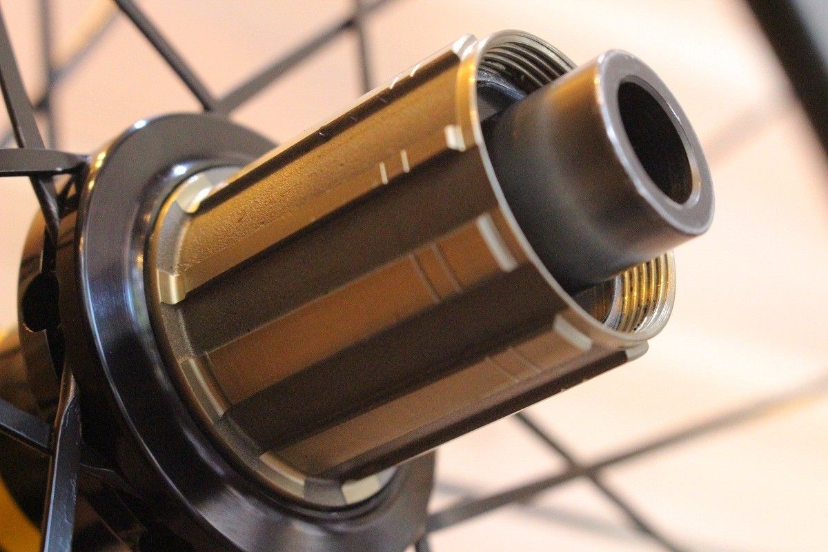 マヴィック MAVIC キシリウム カーボン KSYRIUM PRO CARBON UST DISC 