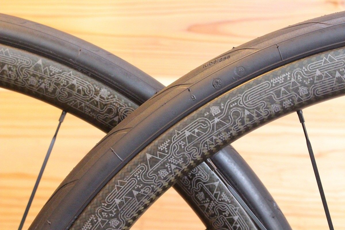 マヴィック MAVIC キシリウム カーボン KSYRIUM PRO CARBON UST DISC 