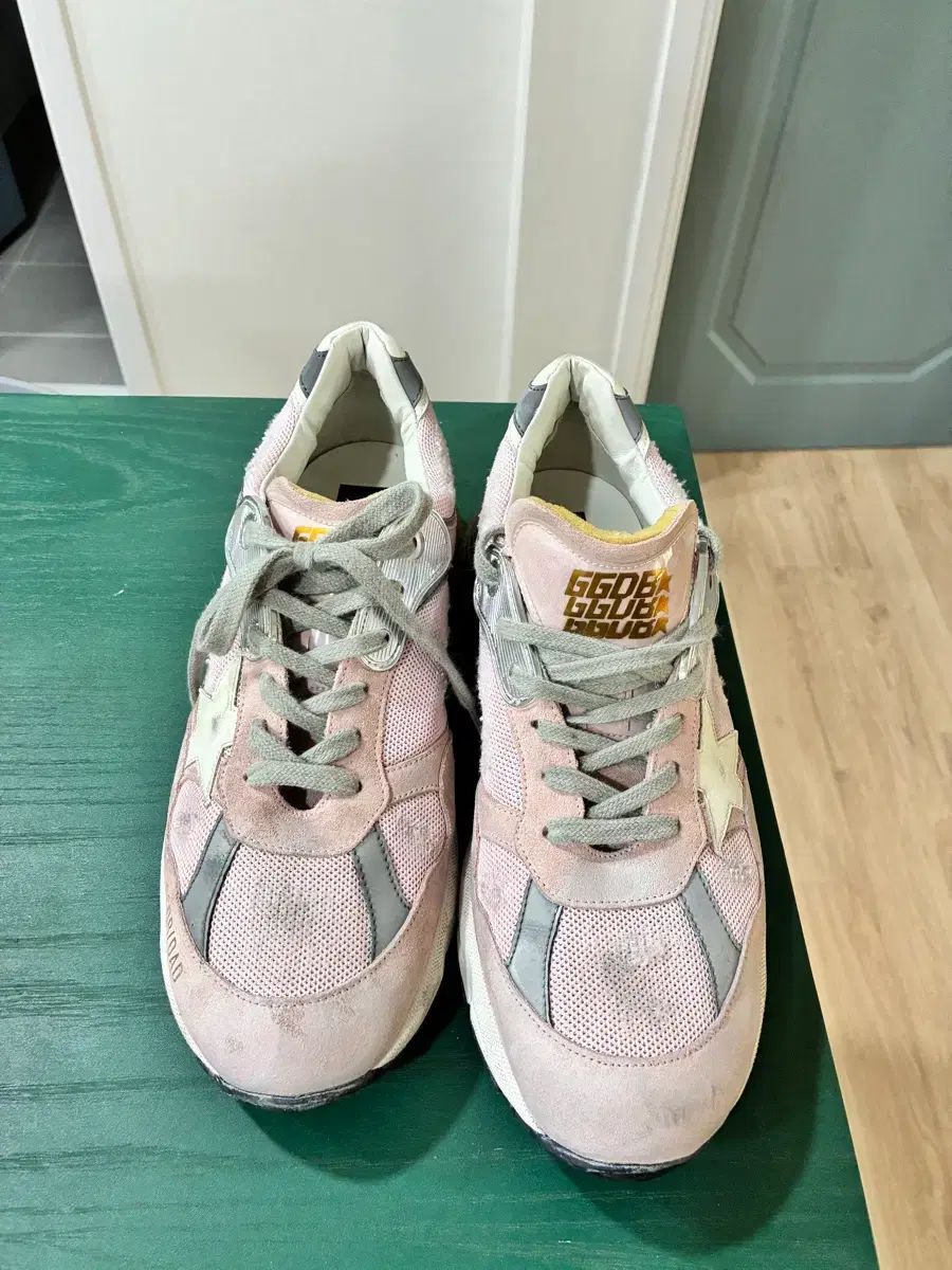 GOLDEN GOOSE ゴールデングース ダッドスター