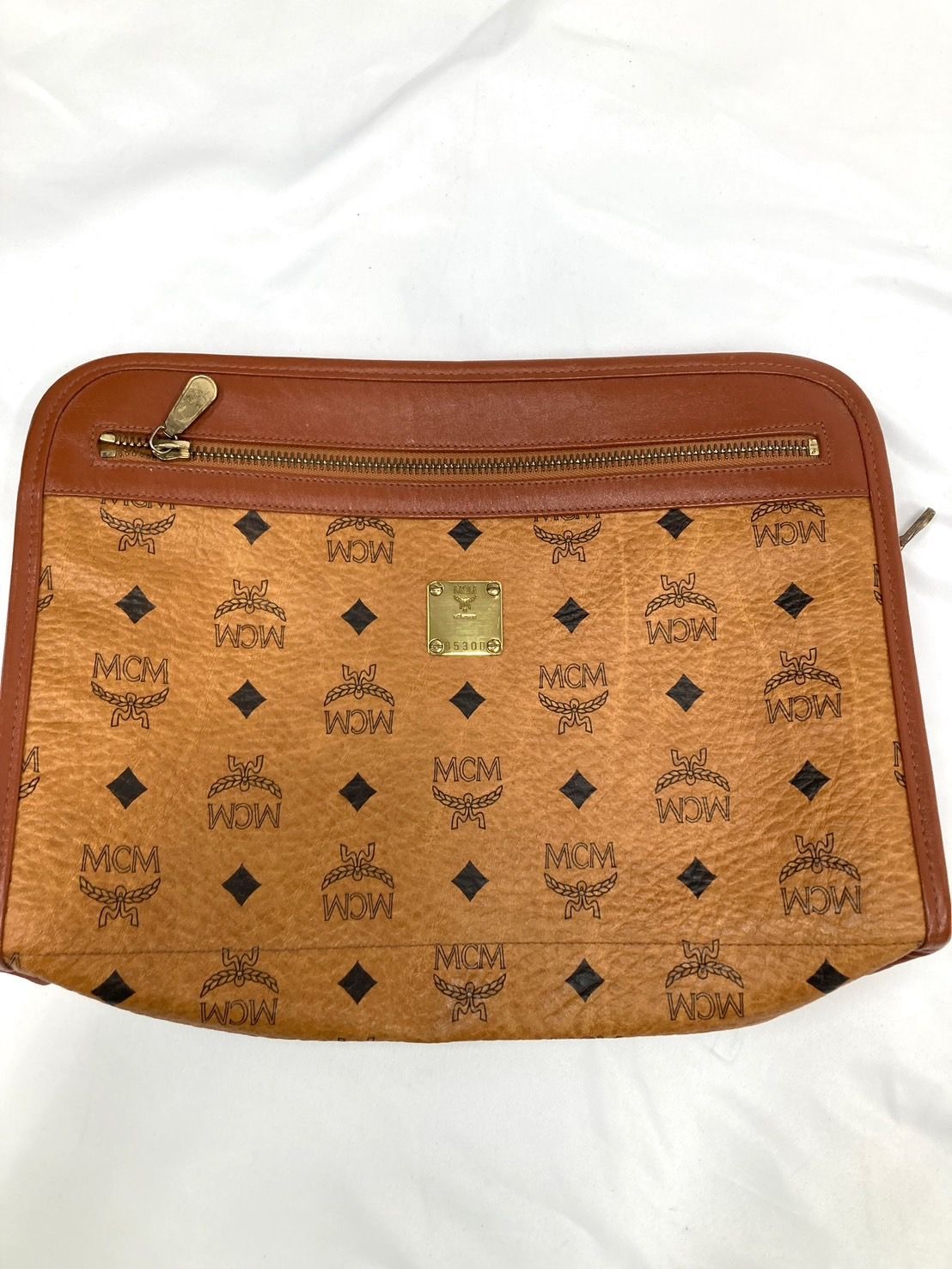 極美品 MCM エムシーエム クラッチバッグ セカンドバッグ ヴィセトス柄 レザー メンズ 保存袋 yk061901 極美品 MCM エムシーエム クラッチバッグ セカンドバッグ ヴィセトス柄 レザー メンズ 保存袋 yk061901