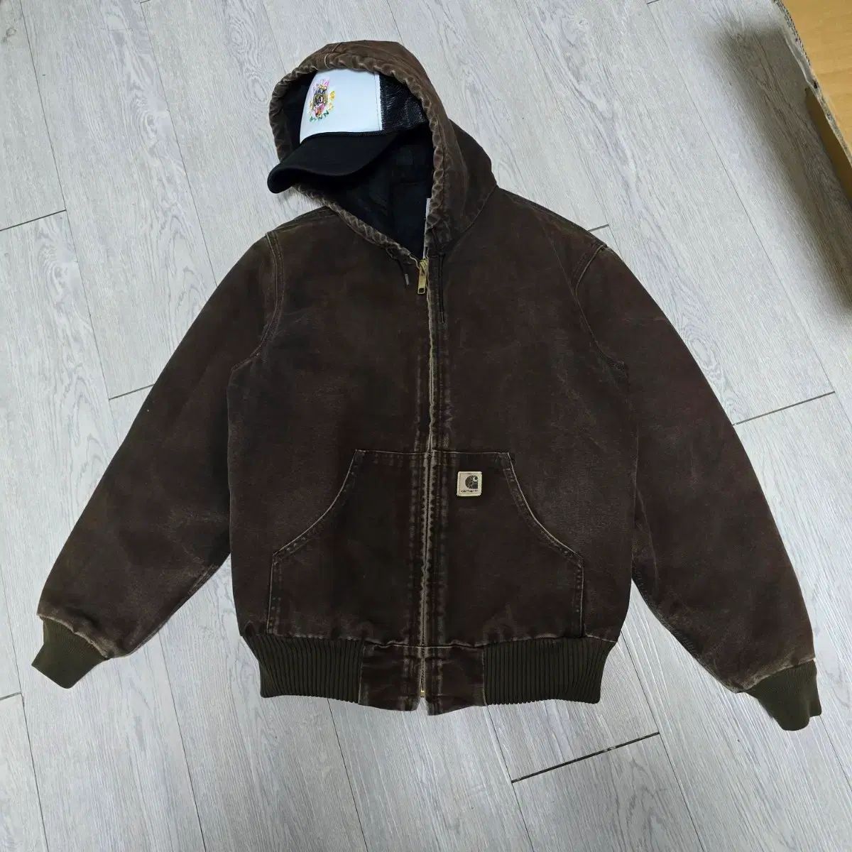 (S)Carhartt カーハート ブラウン フード ジップアップ ジャケット J130