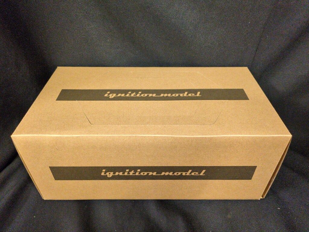 ignition model 1/18 DATSUN Fairlady 2000 (SR311) Yellow With Engine ※U20型エンジン IG2714