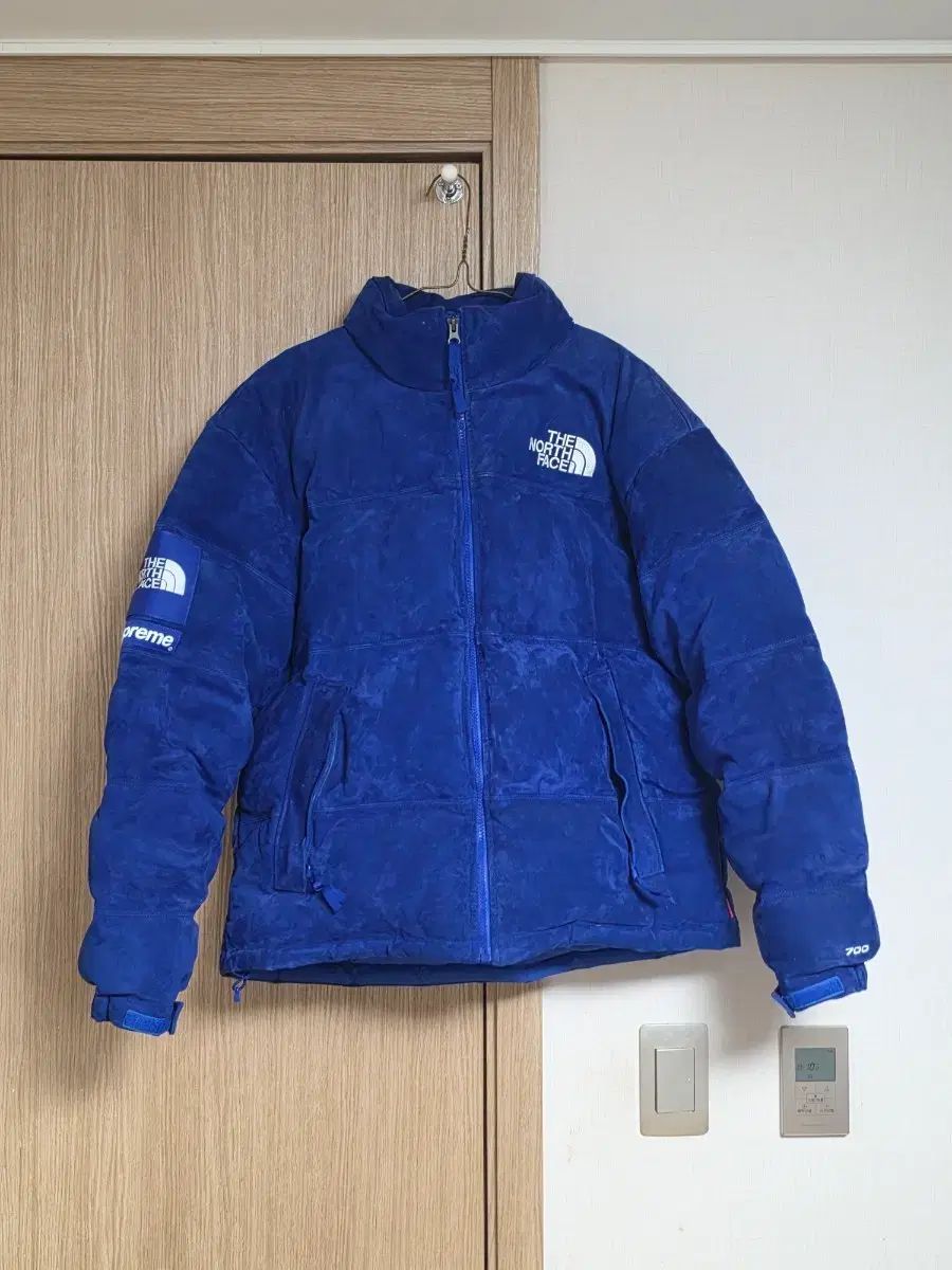 シュプリーム THE NORTH FACE スウェード Nuptse (ヌプシ) ブルー