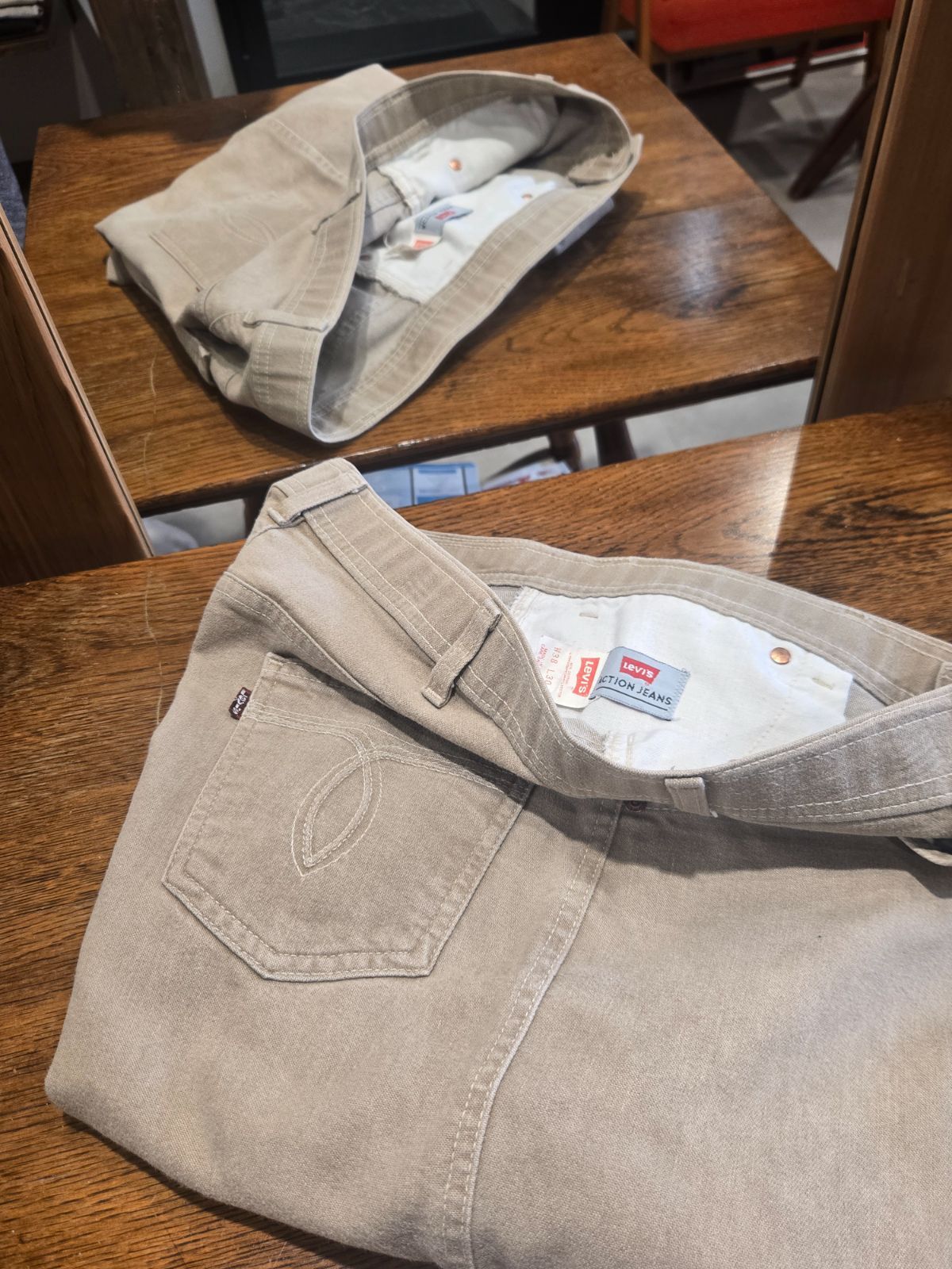 1990's Levi's　ACTION JEANS　SIZE : W37 L26