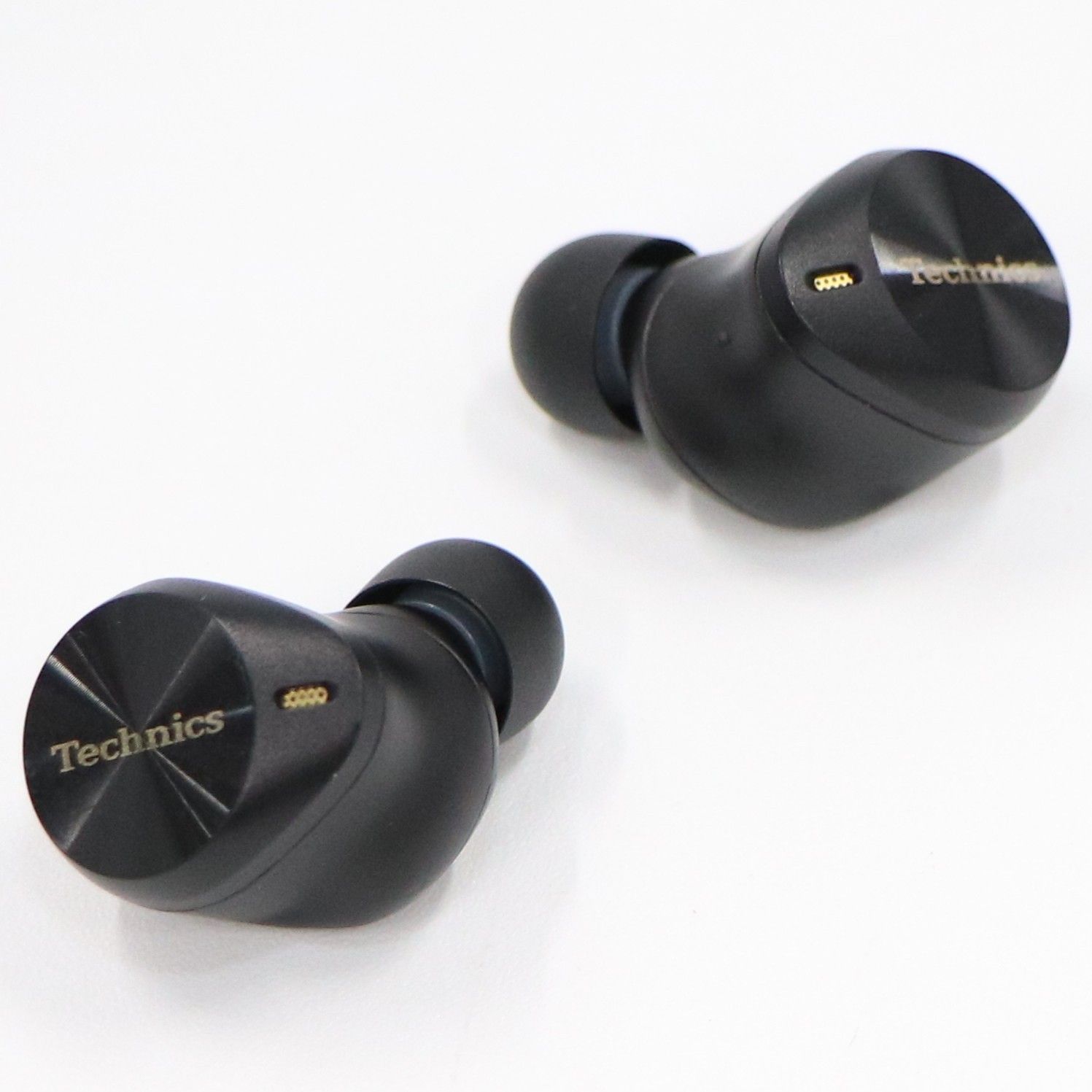 パナソニック Technics EAH-AZ80 フルワイヤレスイヤホン eah-az80-k ブラック 整備済みアウトレット品 [中古(C)] 8,732円