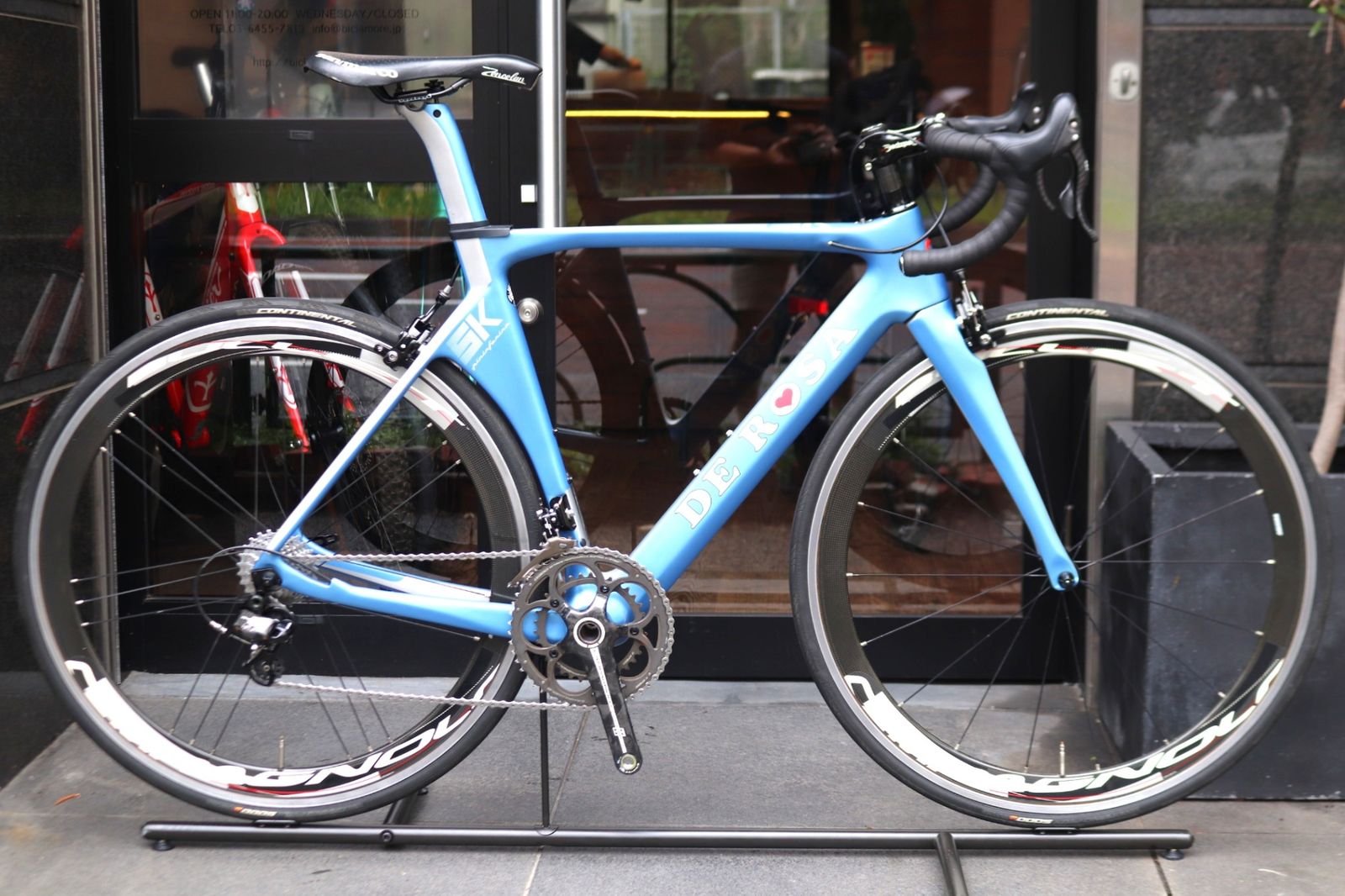 デローザ DE ROSA SK PININFARINA 2018モデル 500サイズ カンパニョーロ コーラス 11S カーボン ロードバイク 【東京南麻布店】