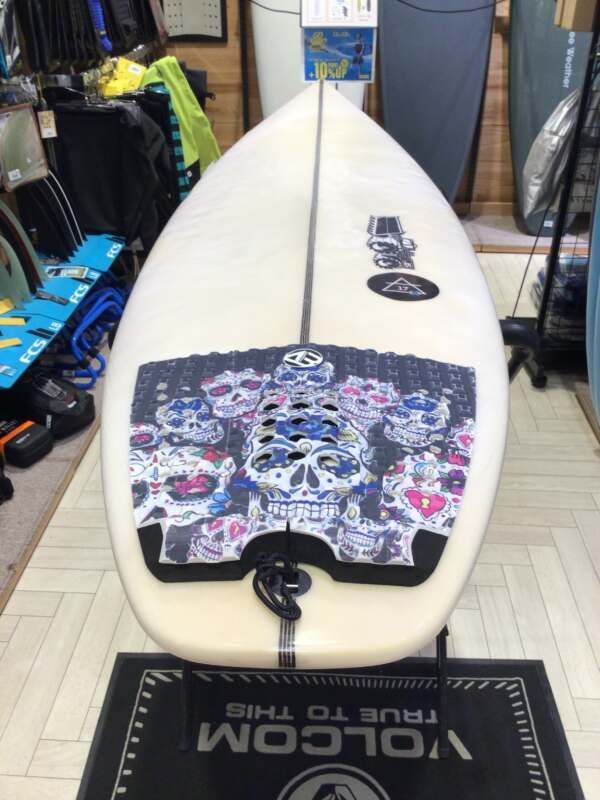 中古サーフボード）傷あり大特価【JS】AIR17X 5'8 - メルカリ