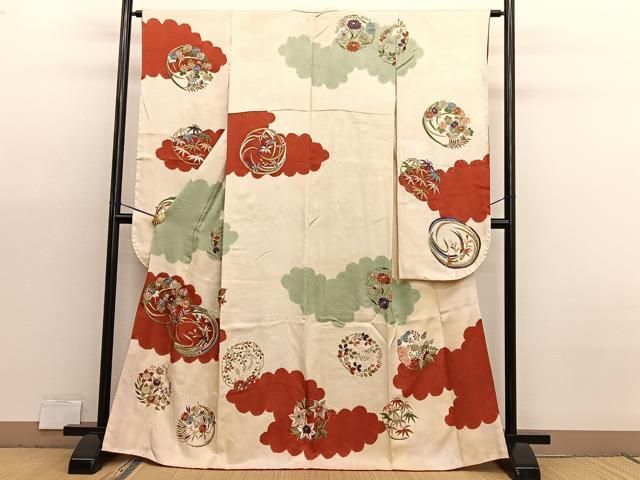 平和屋着物□豪華振袖 総刺繍 絞り 雲取り花丸文 金銀彩 伊勢丹扱い