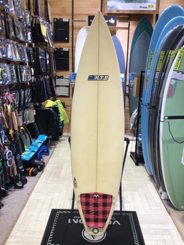 中古サーフボード)汚れ有り大特価【EMERY】SHORT6'4 - メルカリ