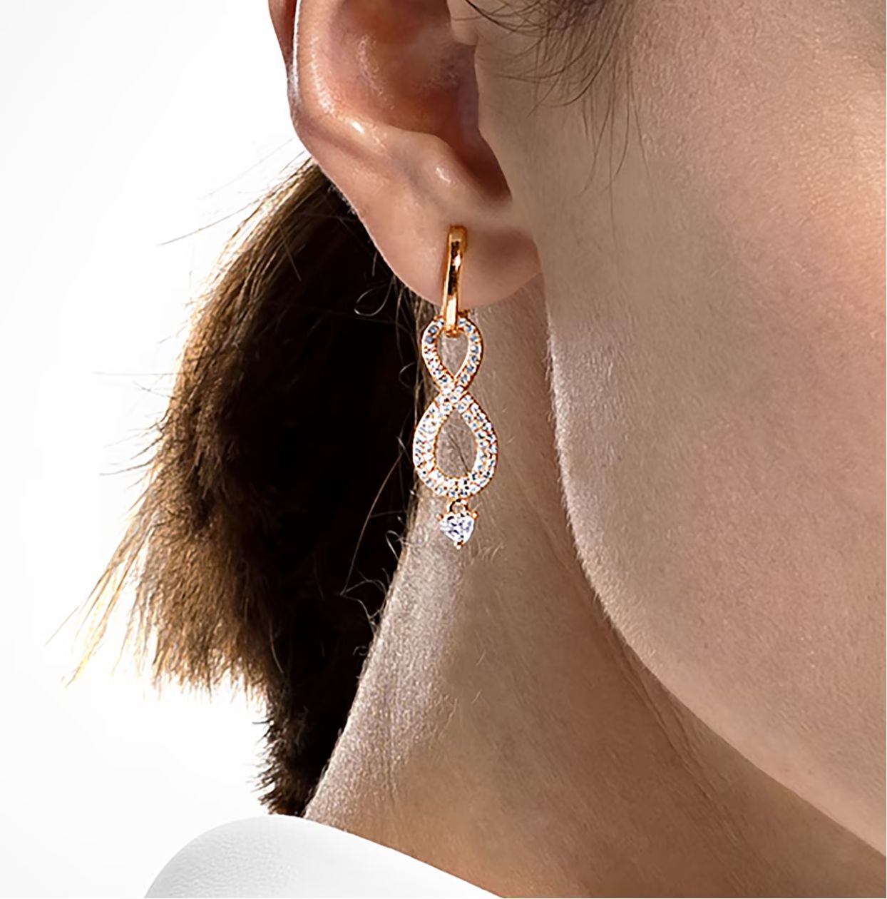 新品 田中みなみ着用 人気スワロフスキー Swarovski Infinity ピアス