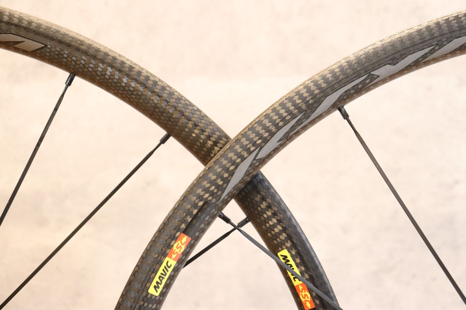 マヴィック MAVIC キシリウム KSYRIUM PRO CARBON SL カーボン