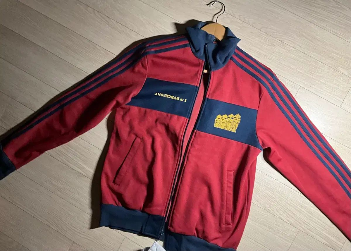 バルセロナ アディダス ジャージ トラックジャージ 出品