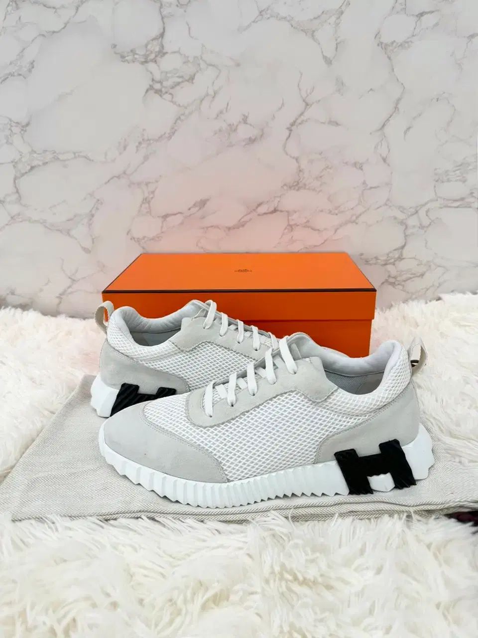 43 Hermes バウンシング メッシュ スニーカー
