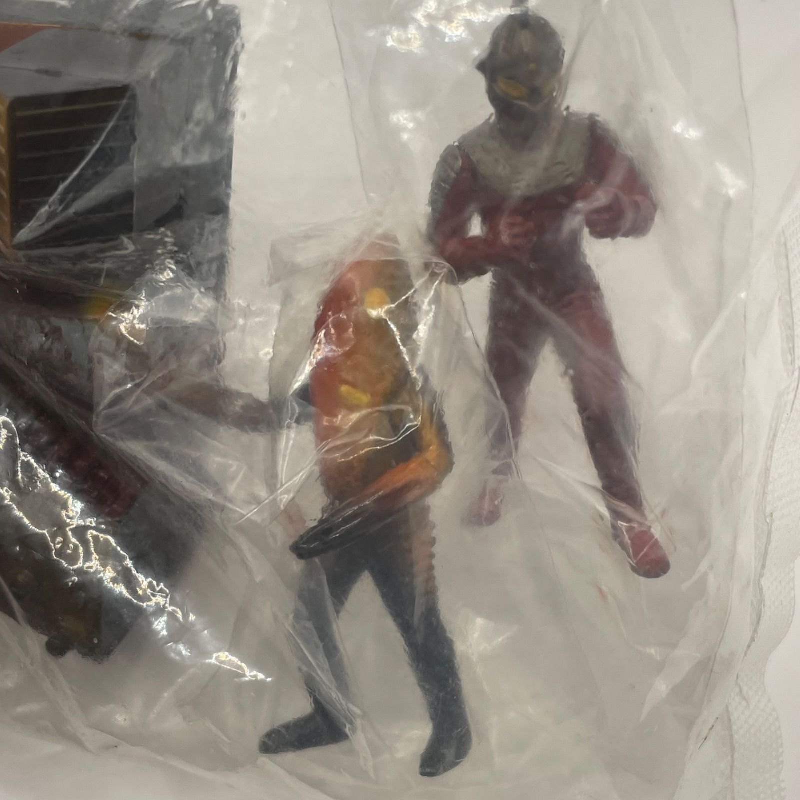 未開封超激レア ウルトラ怪獣名鑑 ウルトラセブン編 狙われた街 2種