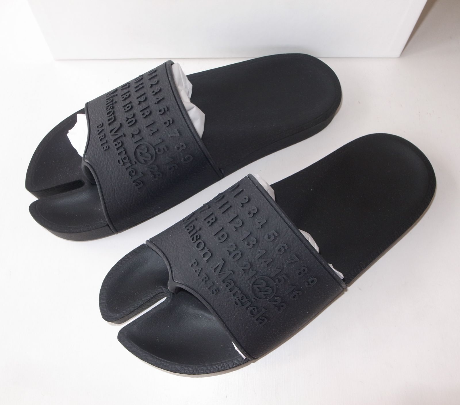 maison margiela マルジェラ black logo tabi 足袋 ロゴ サンダル