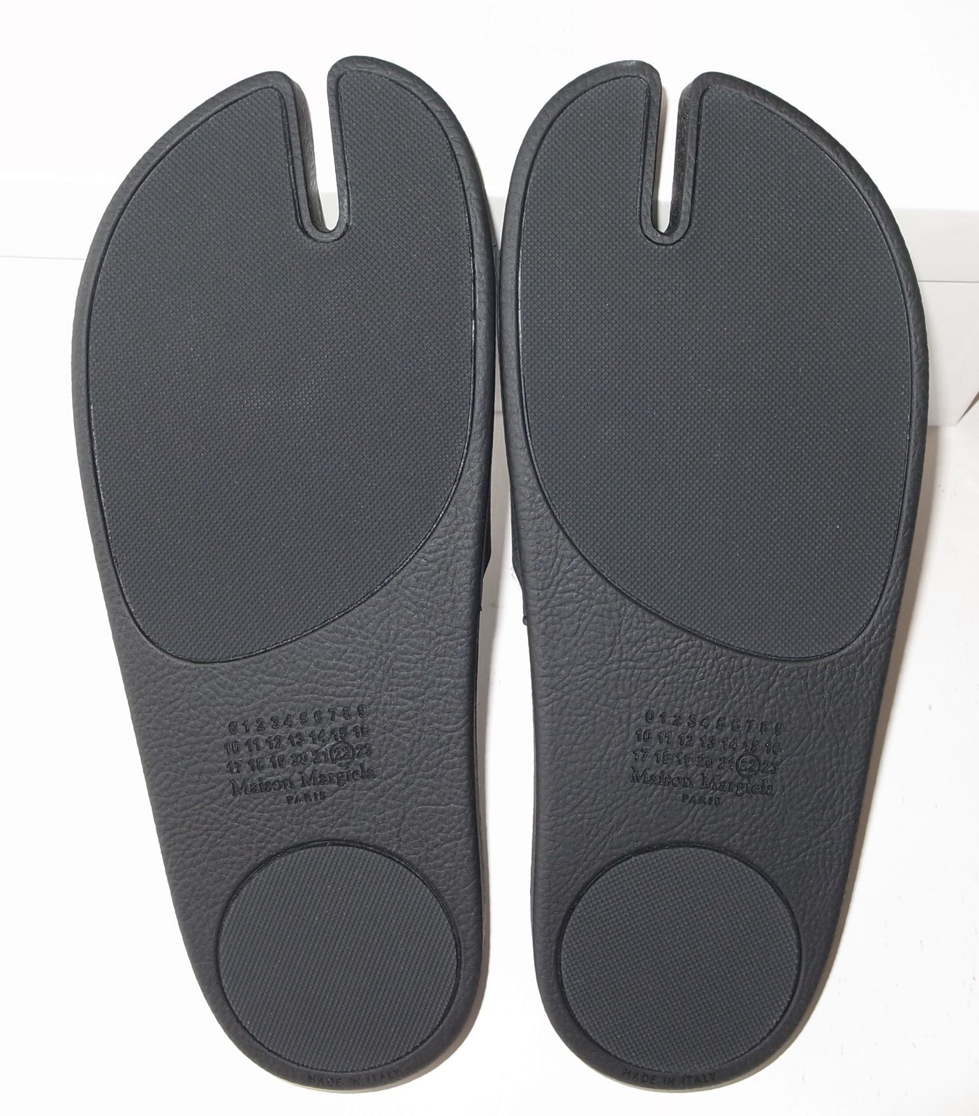 maison margiela マルジェラ black logo tabi 足袋 ロゴ サンダル