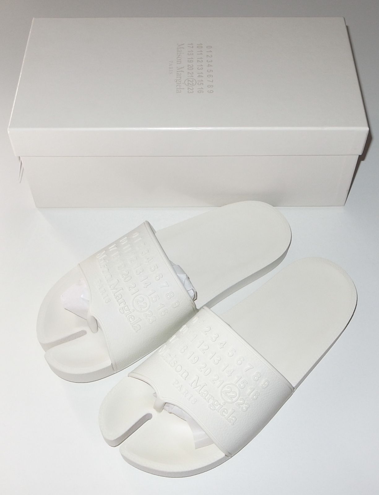 maison margiela マルジェラ white logo tabi 足袋 ロゴ サンダル