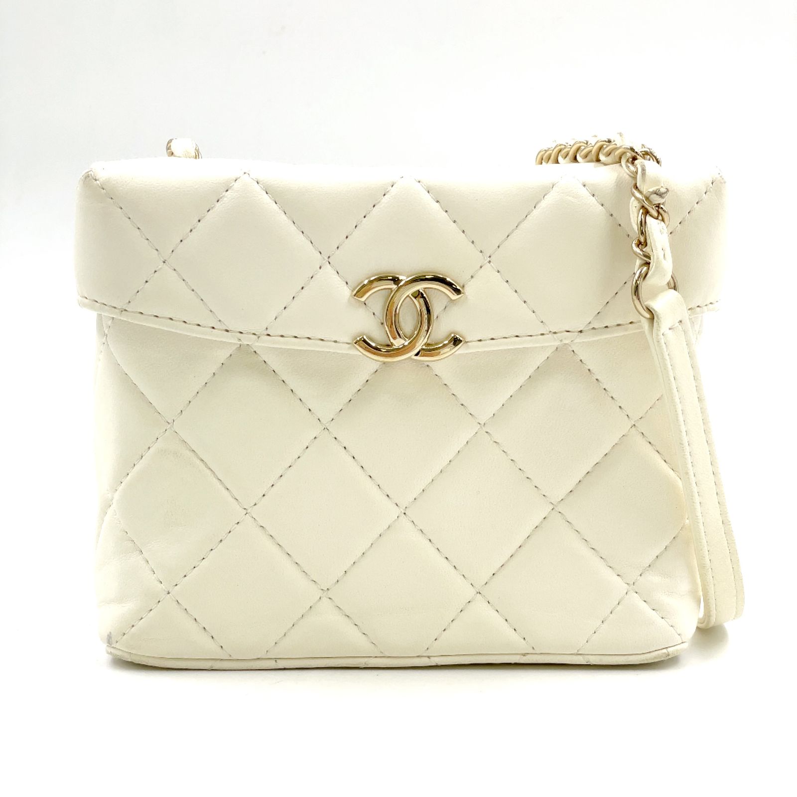 新着】CHANEL マトラッセ スモール ボックス シリアル番号ランダム