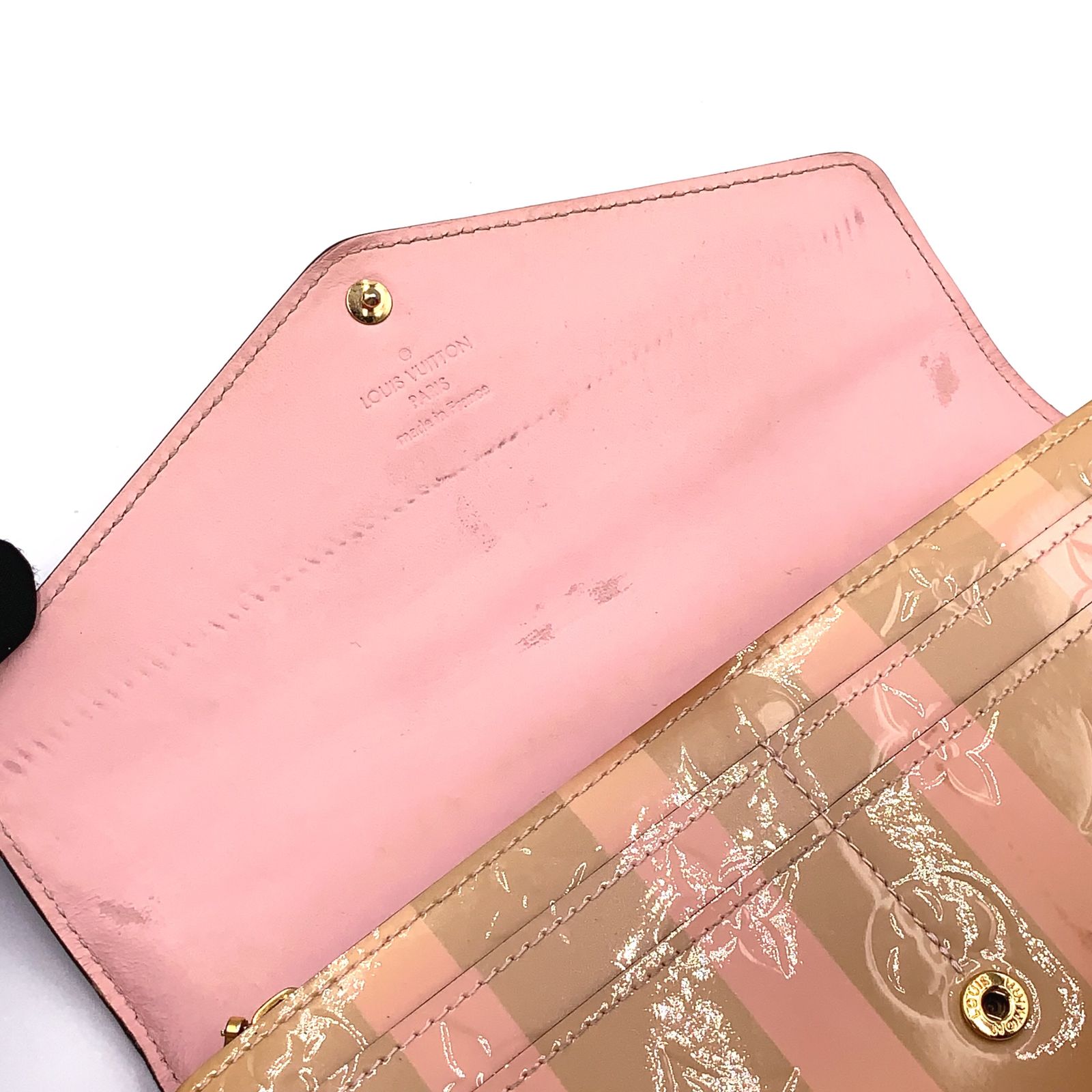 新着】LOUIS VUITTON レイユール ポルトフォイユサラ モノグラム