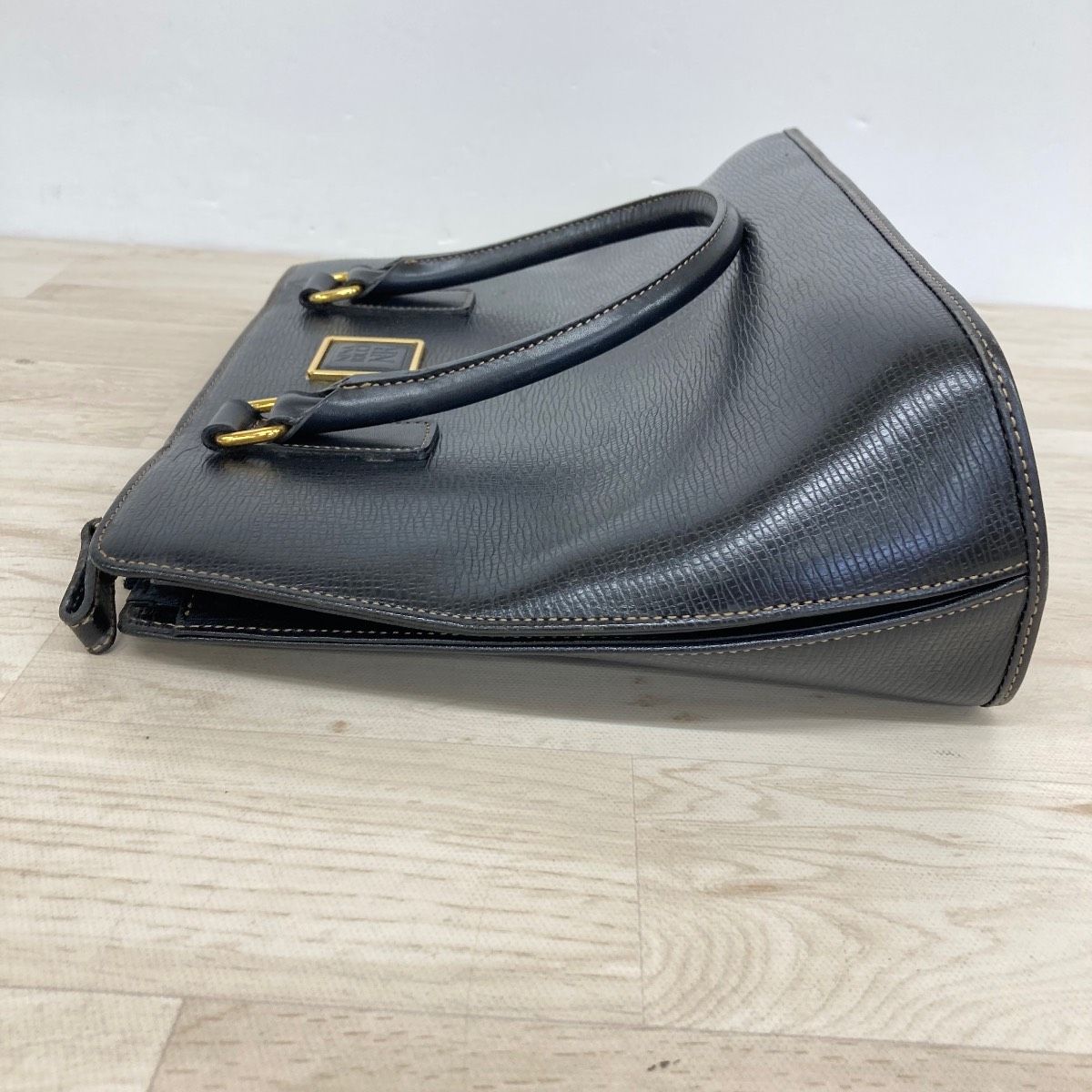 NINA RICCI/ニナリッチ ハンドバッグ ブラック/黒 ゴールド金具 ロゴ 