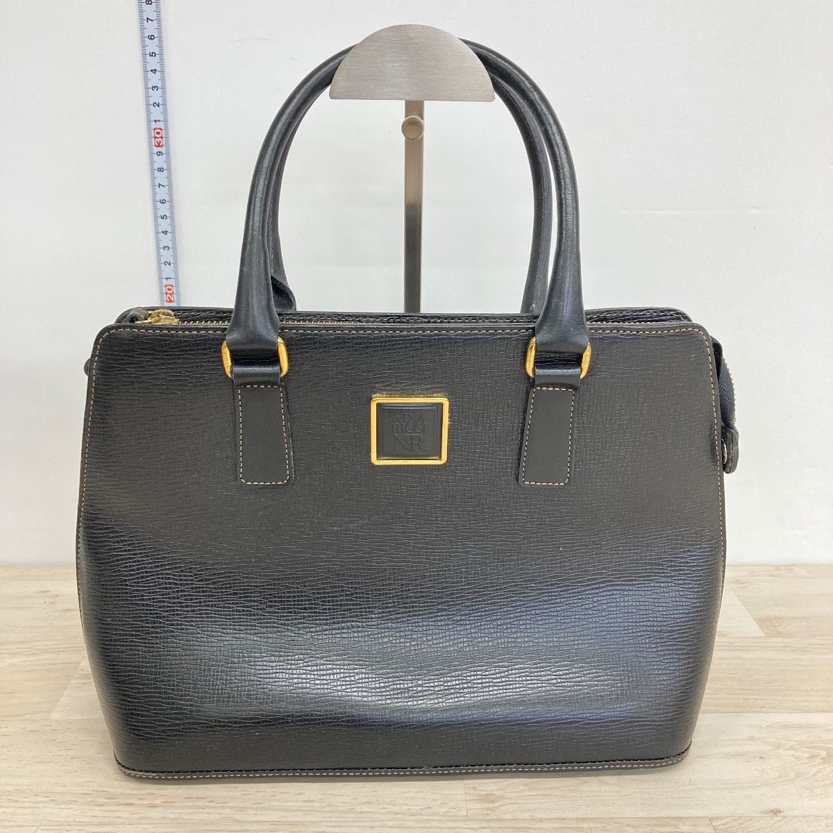 NINA RICCI/ニナリッチ ハンドバッグ ブラック/黒 ゴールド金具 ロゴ 