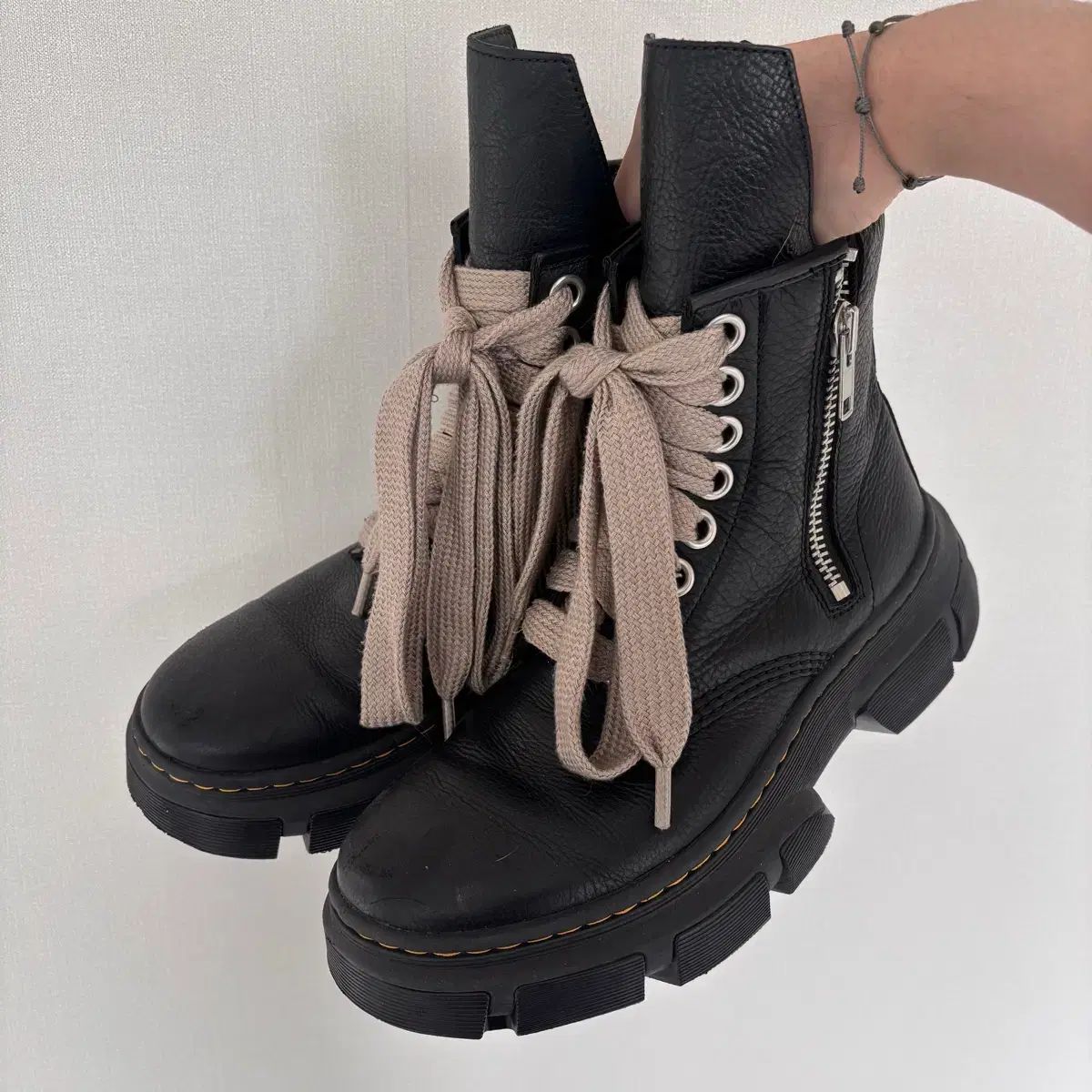 リックオウエンスxDR. MARTENS 1460 DMXL レースアップ ブーツ 290 55,146円