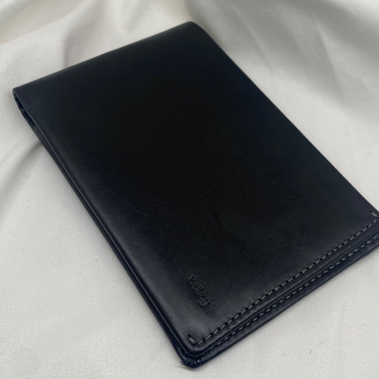 Bellroy ベルロイ Travel Wallet ペン付き ビジネス 紳士 二つ折り