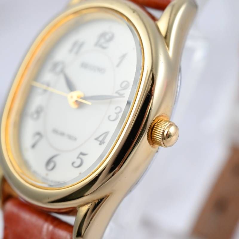 CITIZEN シチズン REGUNO レグノ ソーラー腕時計 レディース オーバルケース ゴールド×レザーベルト きれいめ 上質 大人カジュアル 動作確認済み