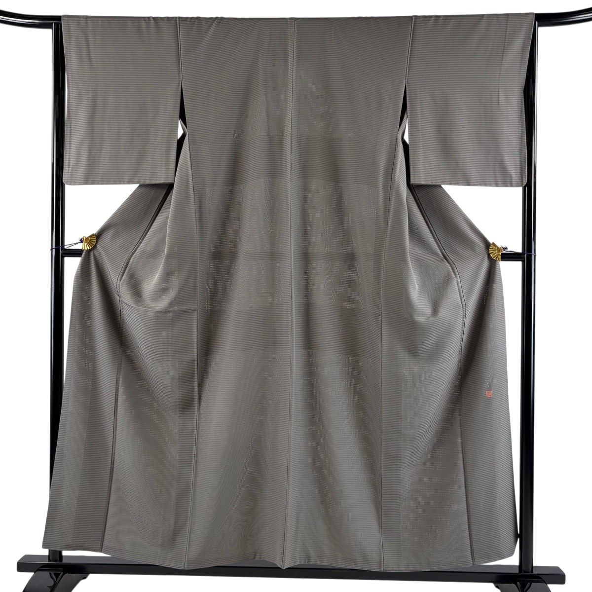 【美品】 色無地 身丈155cm 裄丈65cm M 絽袷 松尾光琳 落款 灰色 正絹 名品 一つ紋 【中古】