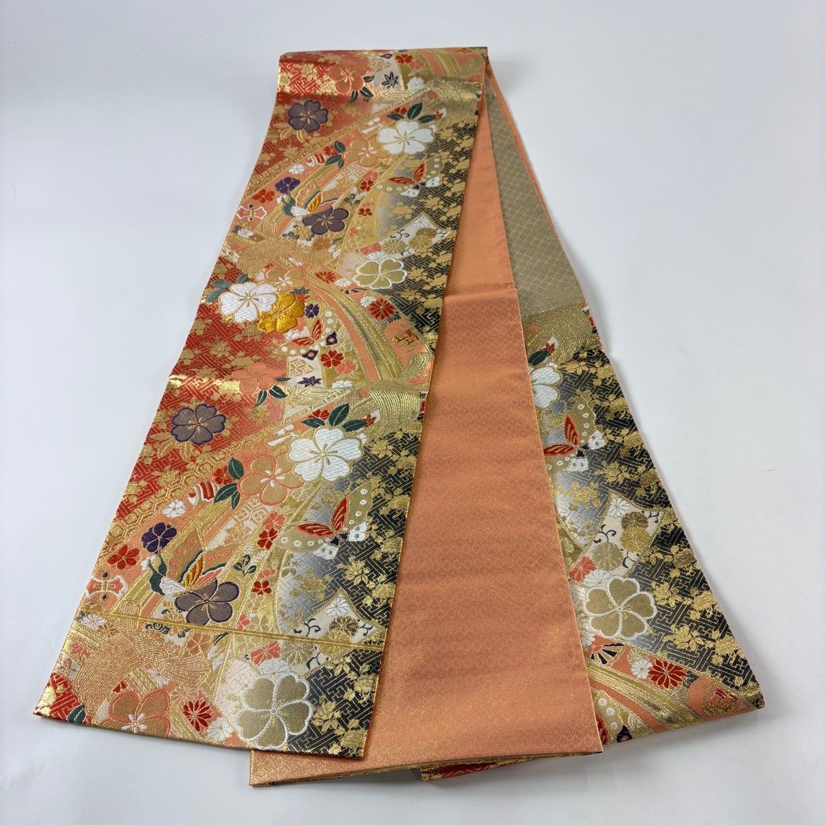 袋帯 美品 秀品 振袖向き 桜 蝶 箔 オレンジ 六通 正絹 【中古】
