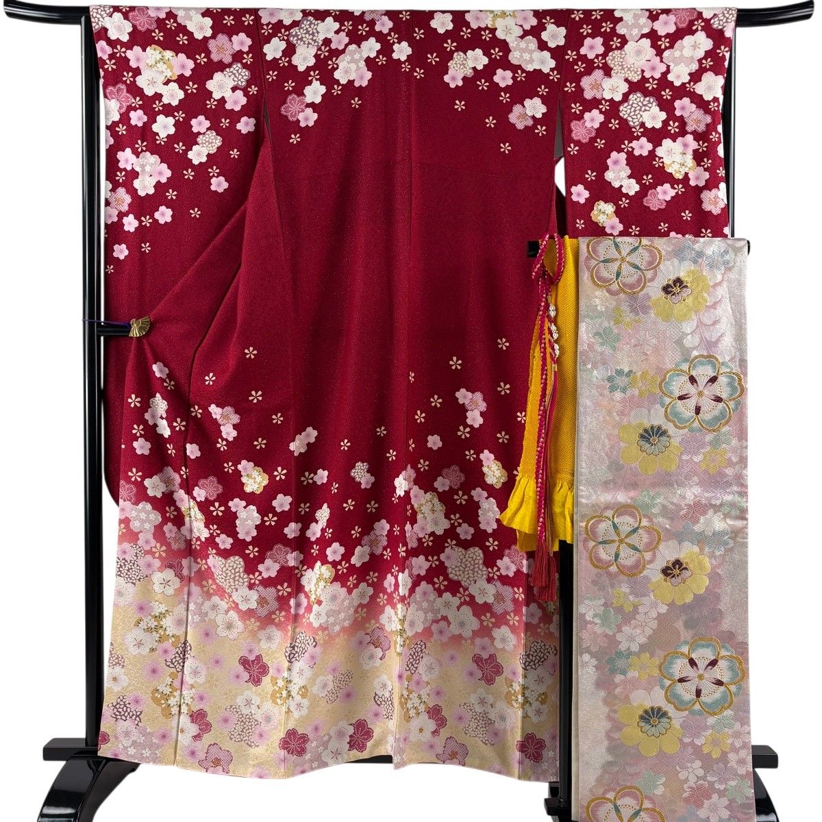 【美品】 振袖 身丈158cm 裄丈66.5cm M 袷 袋帯フルセット 桜 疋田柄 銀通し 染め分け 赤 正絹 名品 【中古】
